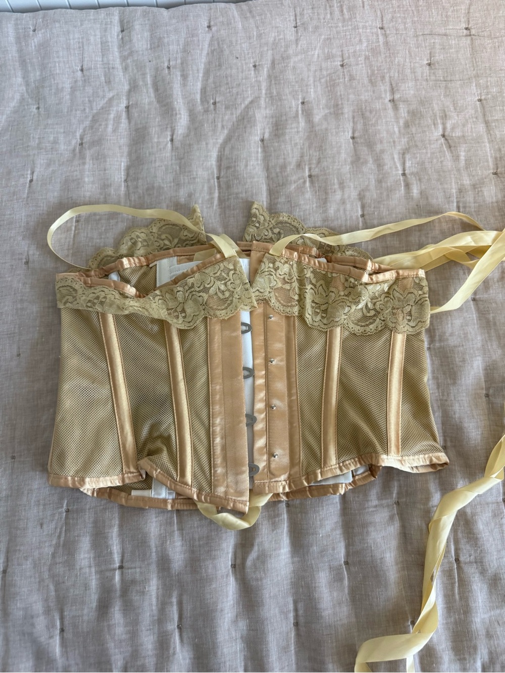 Corset Story Steel Boned Lace Corset Size 32”